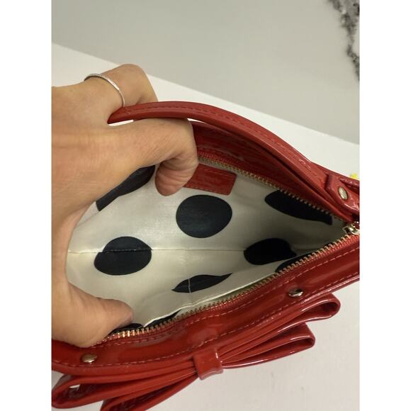 Kate Spade Red Patent Leather Bow Trim Wristlet Excellent 8” Wide - Picture 8 of 10